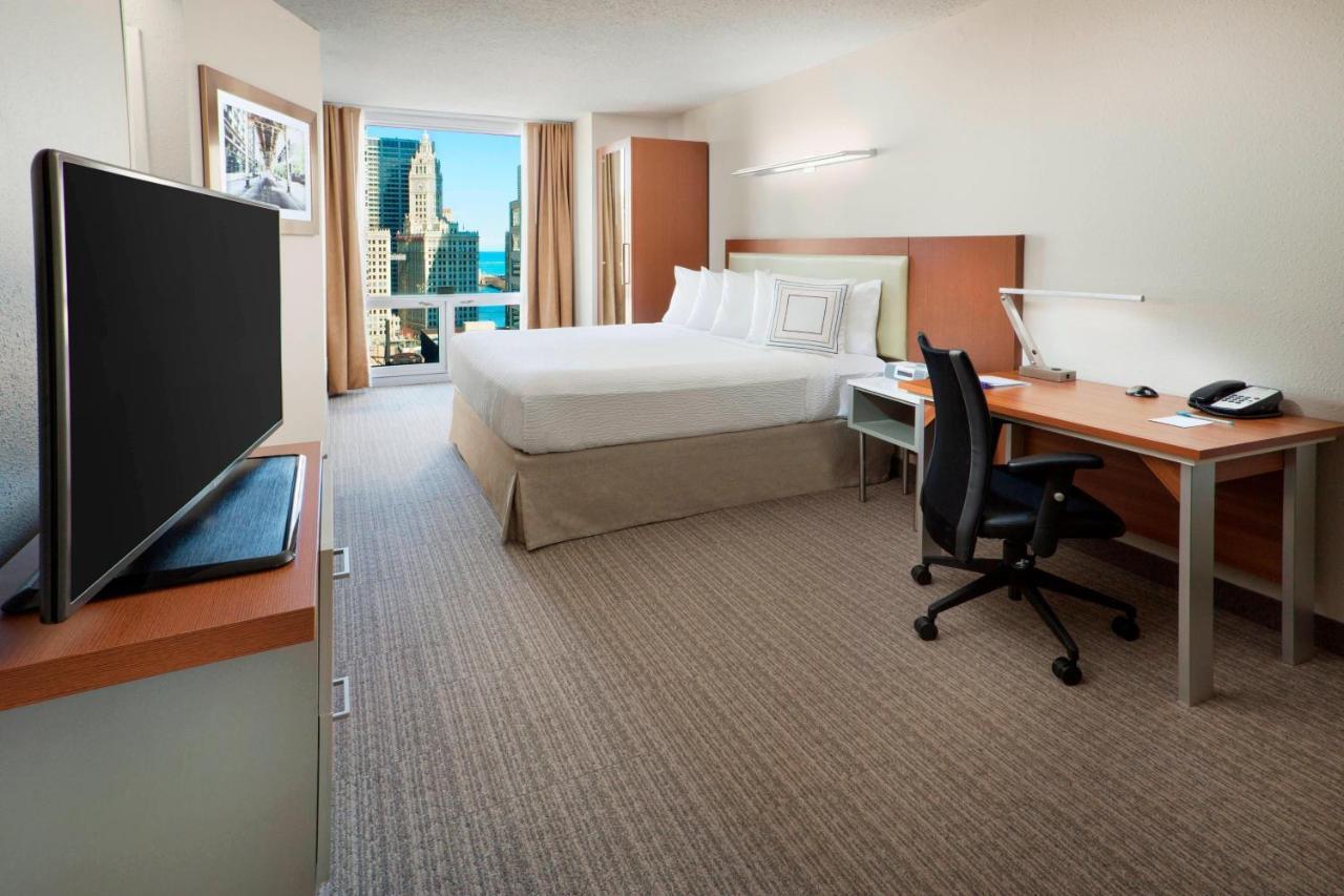Springhill Suites Chicago Downtown/River North Екстериор снимка