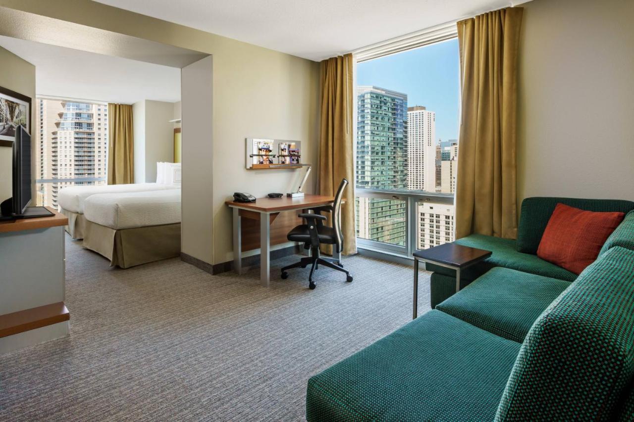 Springhill Suites Chicago Downtown/River North Екстериор снимка