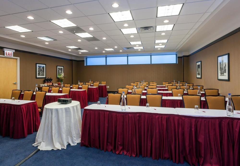 Springhill Suites Chicago Downtown/River North Екстериор снимка