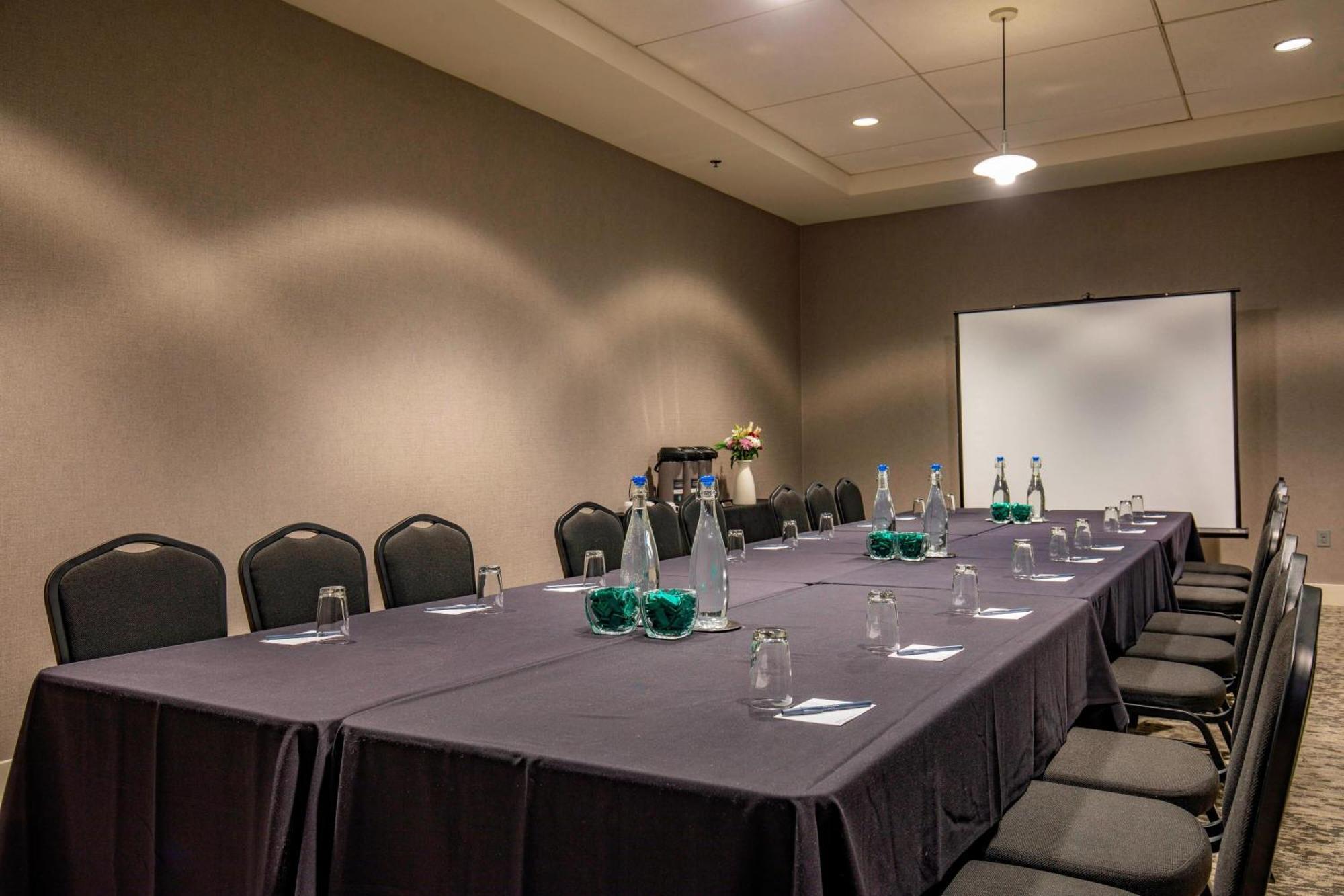 Springhill Suites Chicago Downtown/River North Екстериор снимка