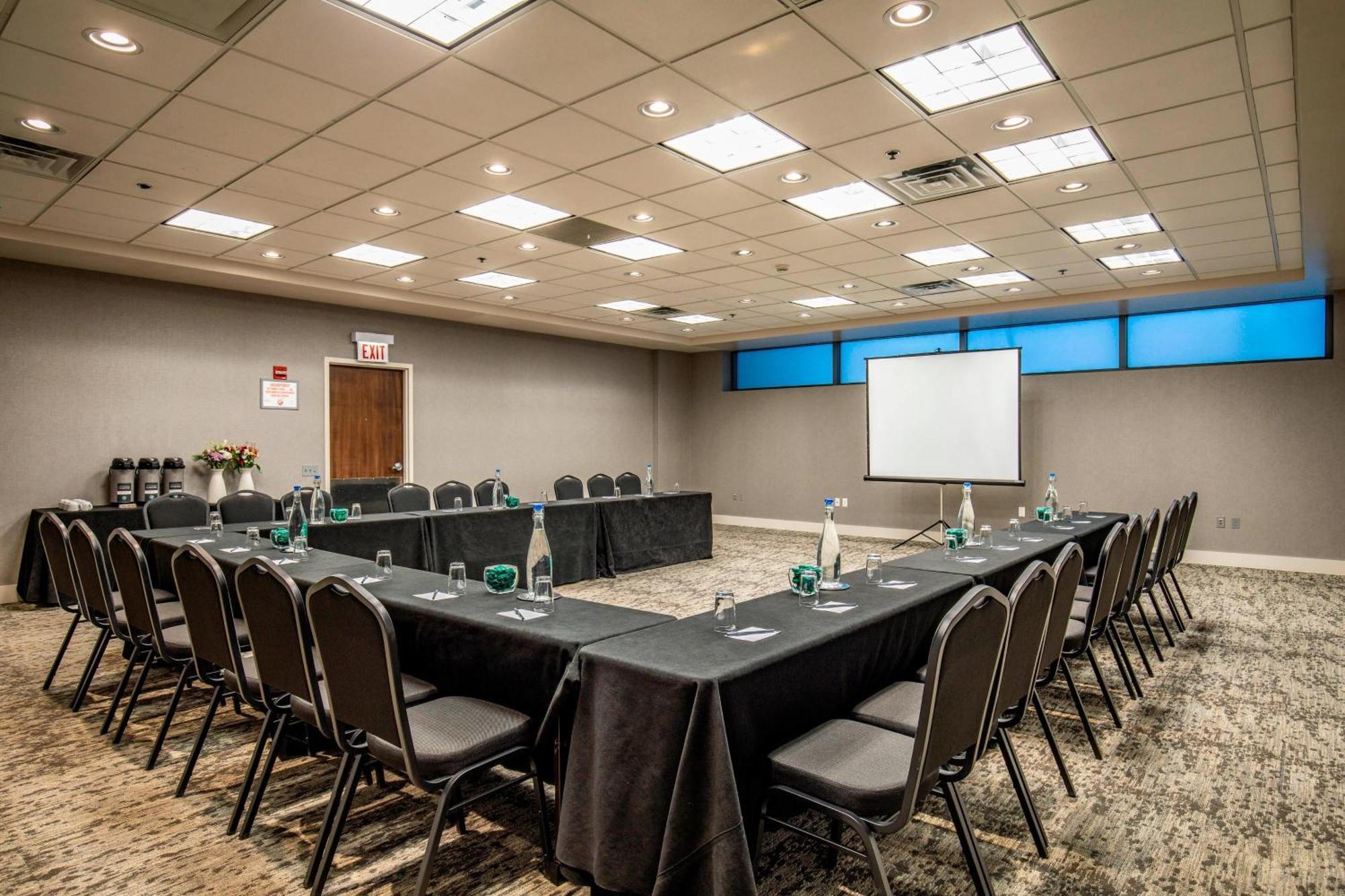 Springhill Suites Chicago Downtown/River North Екстериор снимка