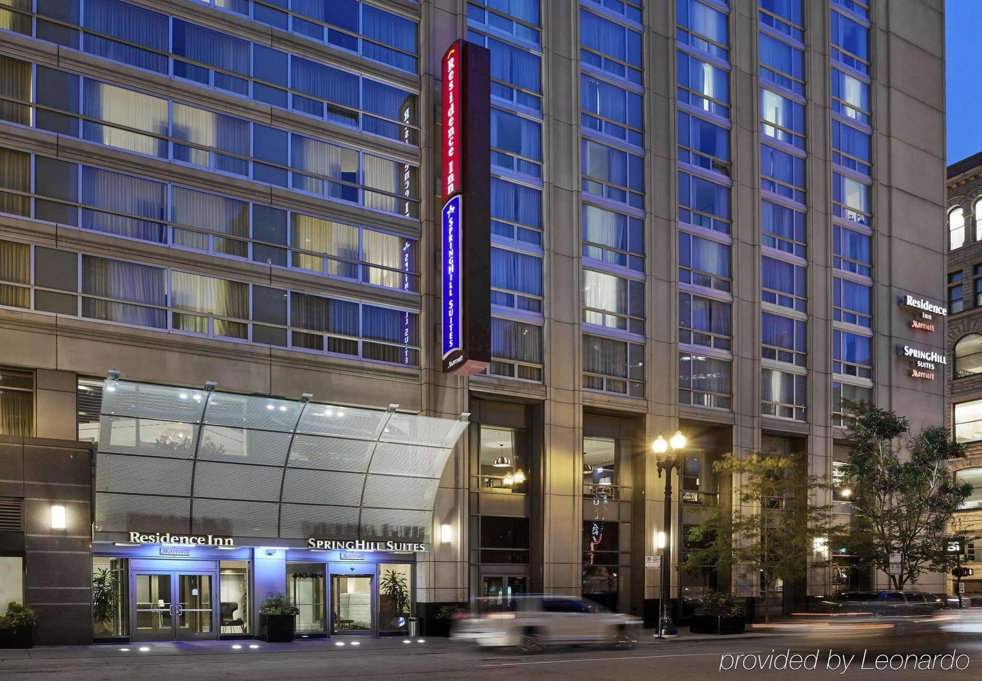 Springhill Suites Chicago Downtown/River North Екстериор снимка