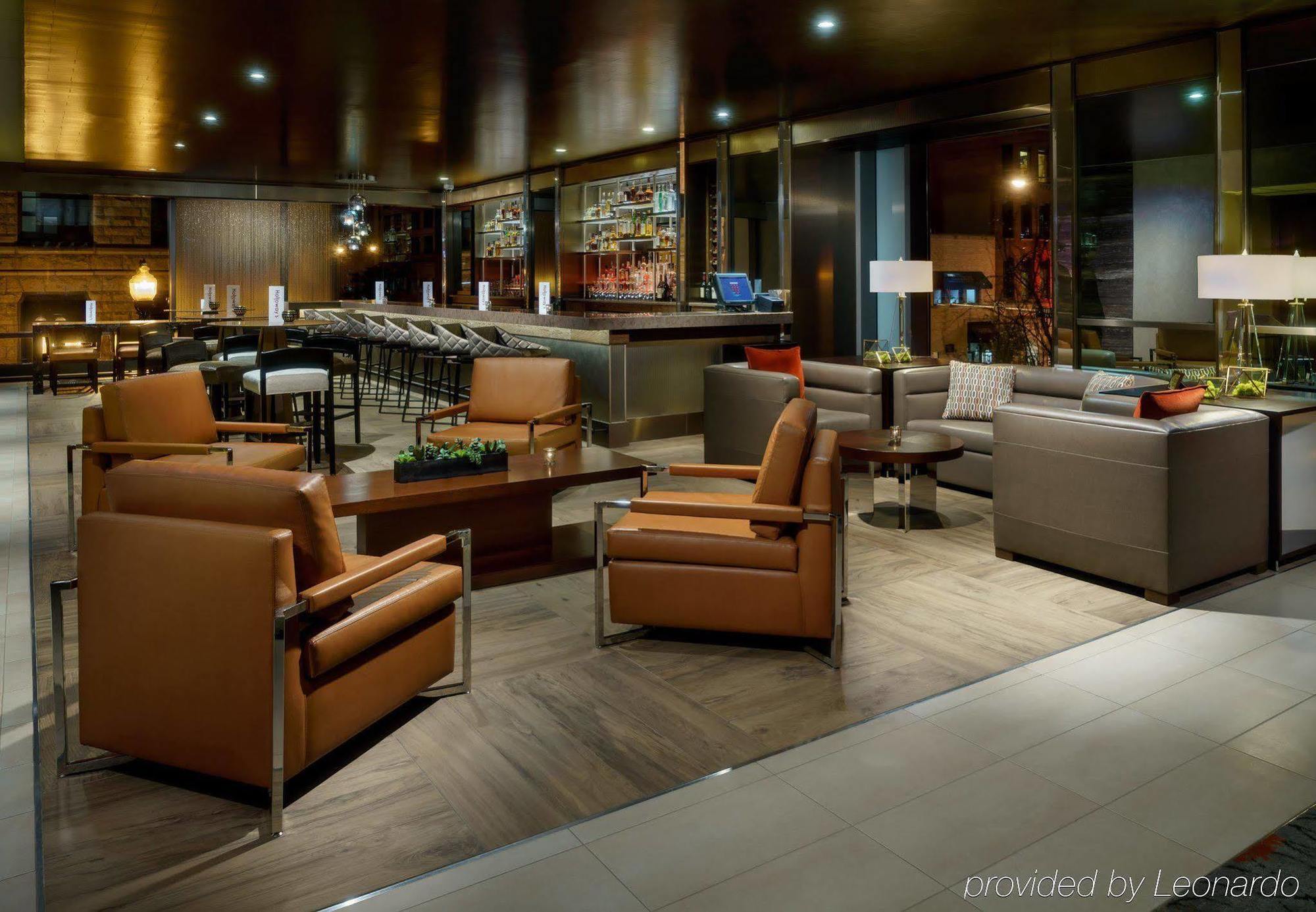 Springhill Suites Chicago Downtown/River North Екстериор снимка